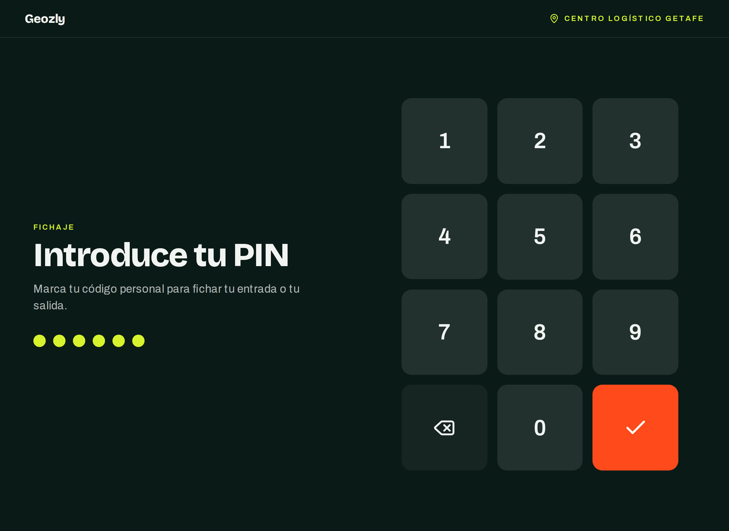 Pantalla del kiosco en una tablet: el nombre del centro de trabajo arriba, la indicación de teclear el PIN, los seis dígitos marcados y el teclado numérico a la derecha con la tecla de confirmar.